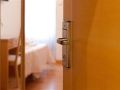hostal-abami-ii