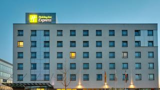 holiday-inn-express-dusseldorf-city-north