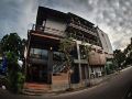 the-arak-bed-bar-and-hostel