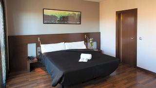 hotel-tach-madrid-airport
