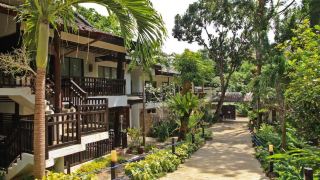 the-strand-boutique-resort