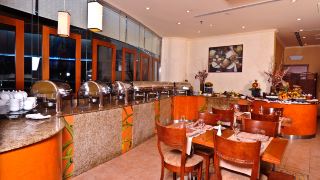 emirates-concorde-hotel-and-residence