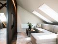 airhome-limmatquai-river-view-apartment
