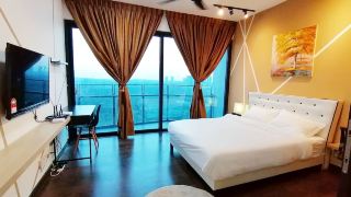 almas-suites-puteri-harbour-hello-kitty