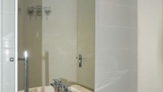 studio-plus-cm-4-perosnnes