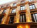 deluxe-newport-hotel