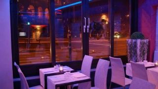 royal-art-cafe