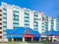 ramada-by-wyndham-niagara-falls-fallsview