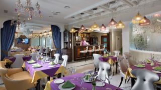iris-art-hotel