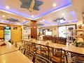 oyo-5375-hotel-white-house