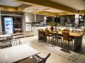 patio-luxury-suites