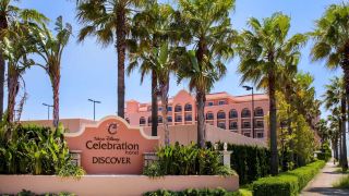 tokyo-disney-celebration-hotel