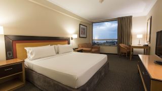 holiday-inn-express-puerto-madero-an-ihg-hotel