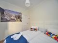 train-lisbon-hostel