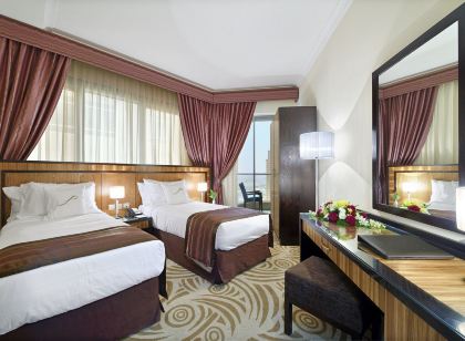 Al Majaz Premiere Hotel Apartments
