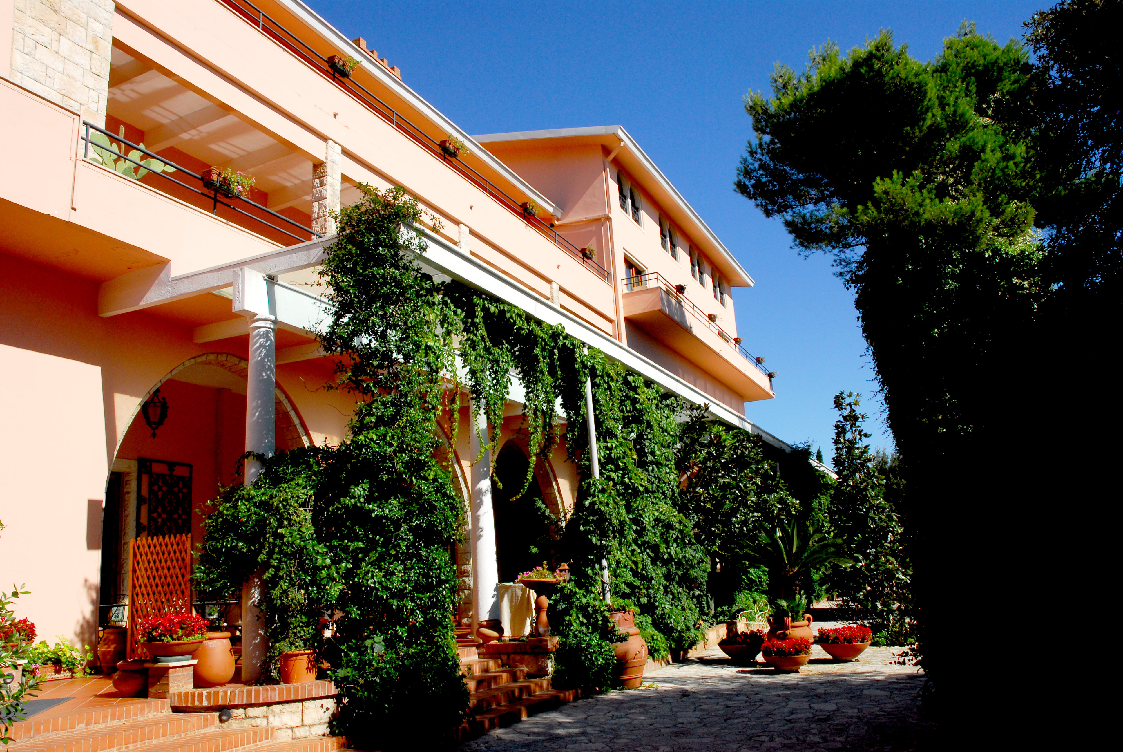 hotel overview picture