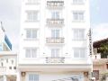 happy-hotel-2