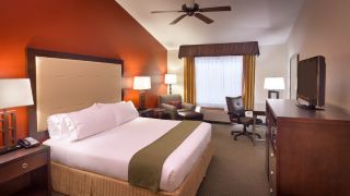 holiday-inn-express-and-suites-mesquite