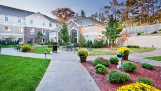 staybridge-suites-kalamazoo