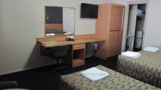 sun-palms-motel
