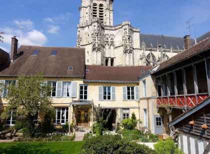 Le Jardin De La Cathédrale