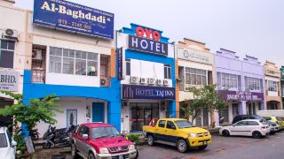 oyo-90281-hotel-taj-seksyen-13