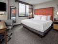 la-quinta-inn-and-suites-by-wyndham-lax