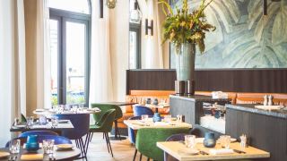 u-eat-and-sleep-antwerp