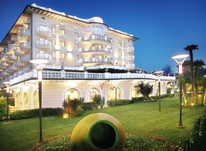 Palace Hotel
