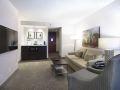 cambridge-suites-toronto