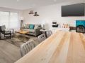 woodspring-suites-seattle-everett