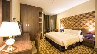 3mg-lakeside-hotel