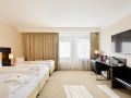 zi-hotel-and-lounge