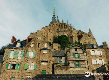 克羅伊克斯布蘭馳飯店