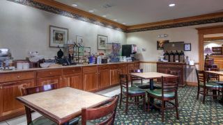 comfort-inn-and-suites-northern-kentucky