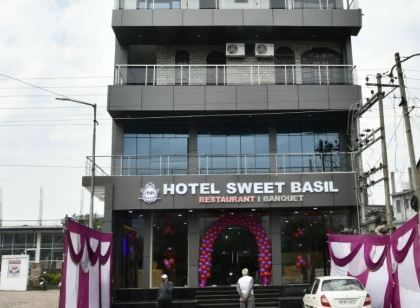 Sweet Basil Hotel and Restaurant