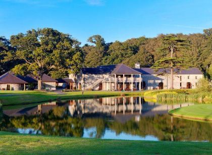 Fota Island Resort