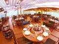 vintage-luxury-yacht-hotel