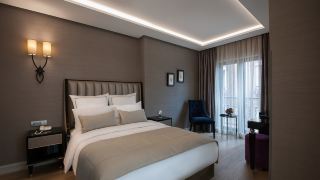 le-petit-palace-hotel-special-category