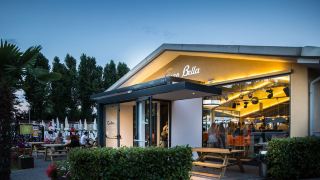 hu-venezia-camping-in-town