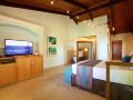coco-de-mer-hotel-and-black-parrot-suites