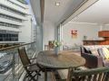 perfect-location-viaduct-harbour-cbd