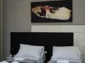 white-rooms