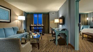 crowne-plaza-chicago-o-hare-hotel-and-conference-center-an-ihg-hotel