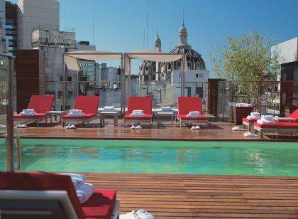725 Continental Hotel