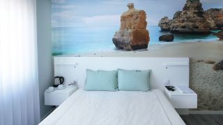 golden-beach-guest-house-and-rooftop-bar