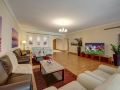 j5-villas-holiday-homes-barsha-gardens