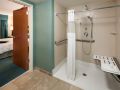 hampton-inn-and-suites-st-louis-at-forest-park