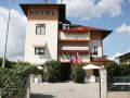 small-hotel-royal