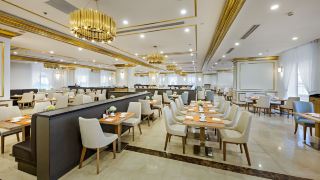 wyndham-danang-golden-bay